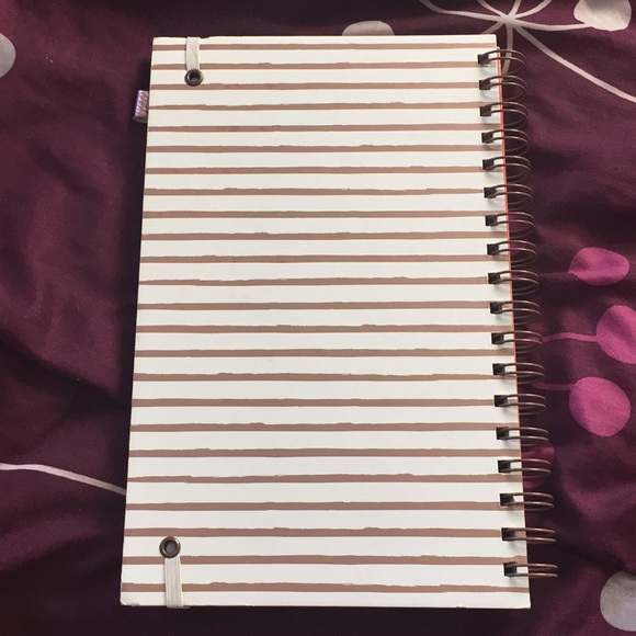 Notebook - Picture 3 of 3